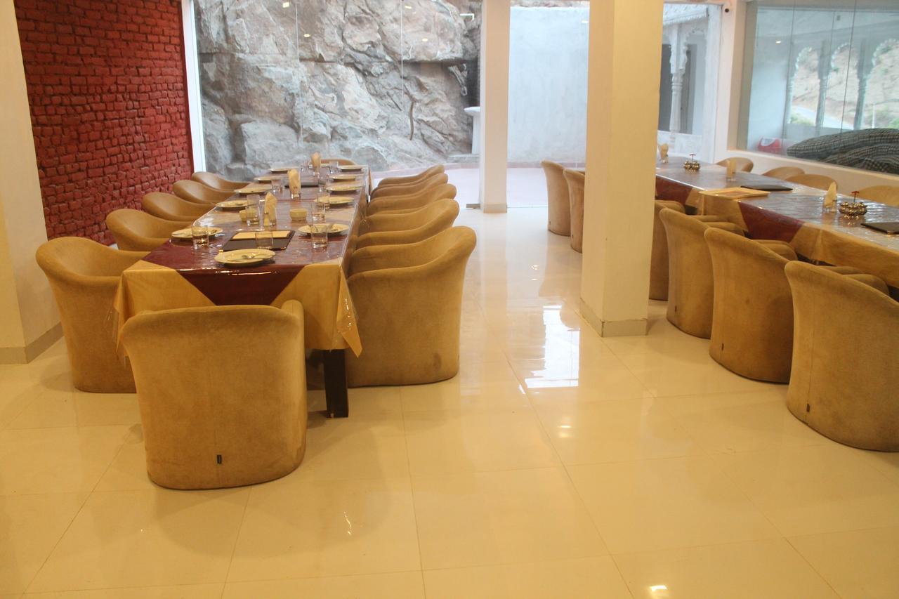 Hotel Rajgarh Kumbhalgarh Extérieur photo